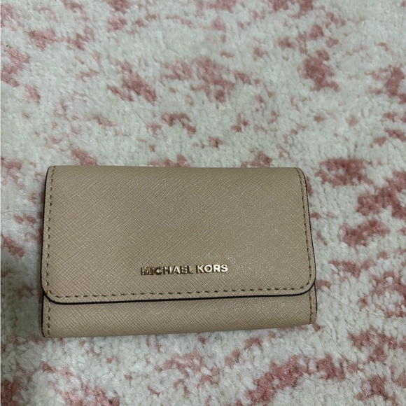 Michael Kors Beige Women's Wallet - Picture 1 of 7